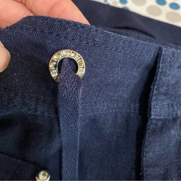 Style Me Navy Blue Linen Blend Rolled Cuff Capris - Picture 4 of 8